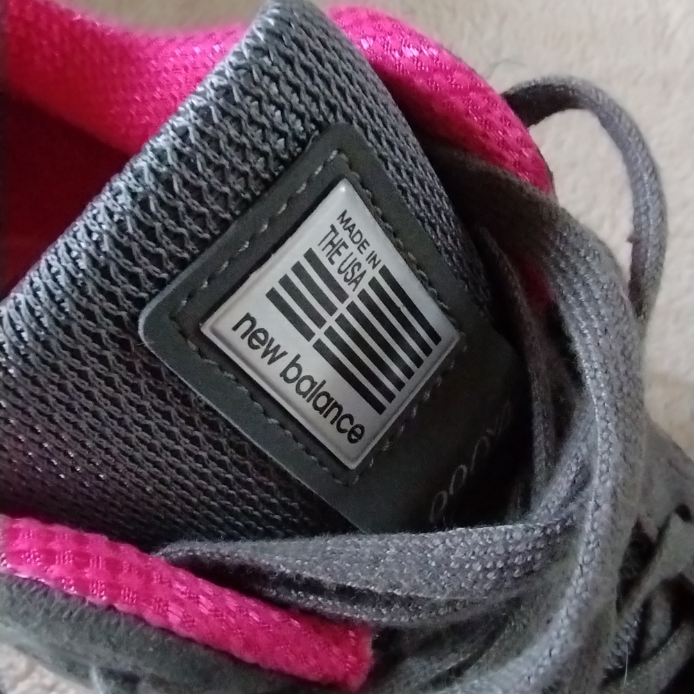 New Balance 990 V4 Women's Gray & Pink  NEW - Picture 8 of 8